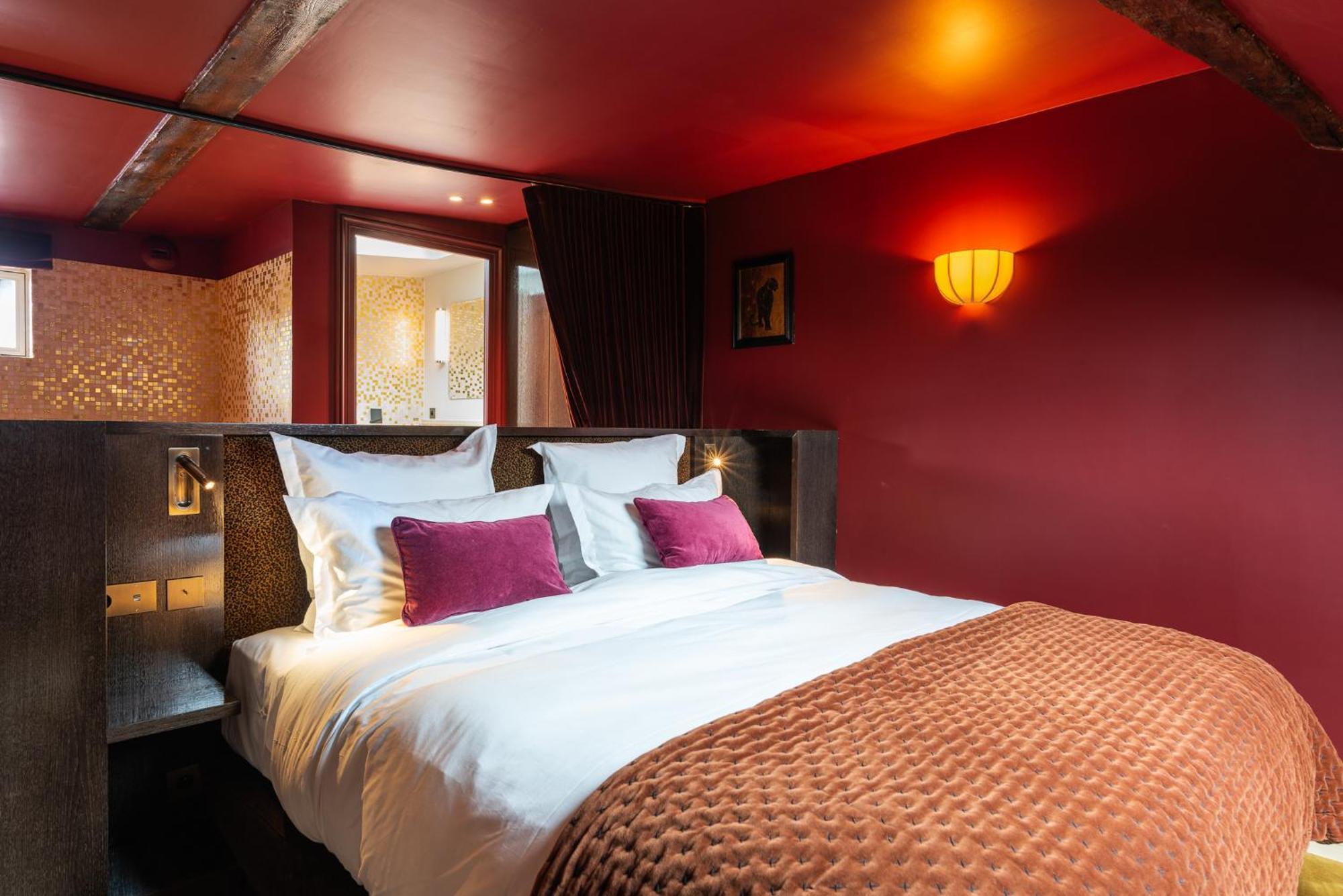 Maison La Boheme Montmartre - Studios & Apartments ปารีส ภายนอก รูปภาพ