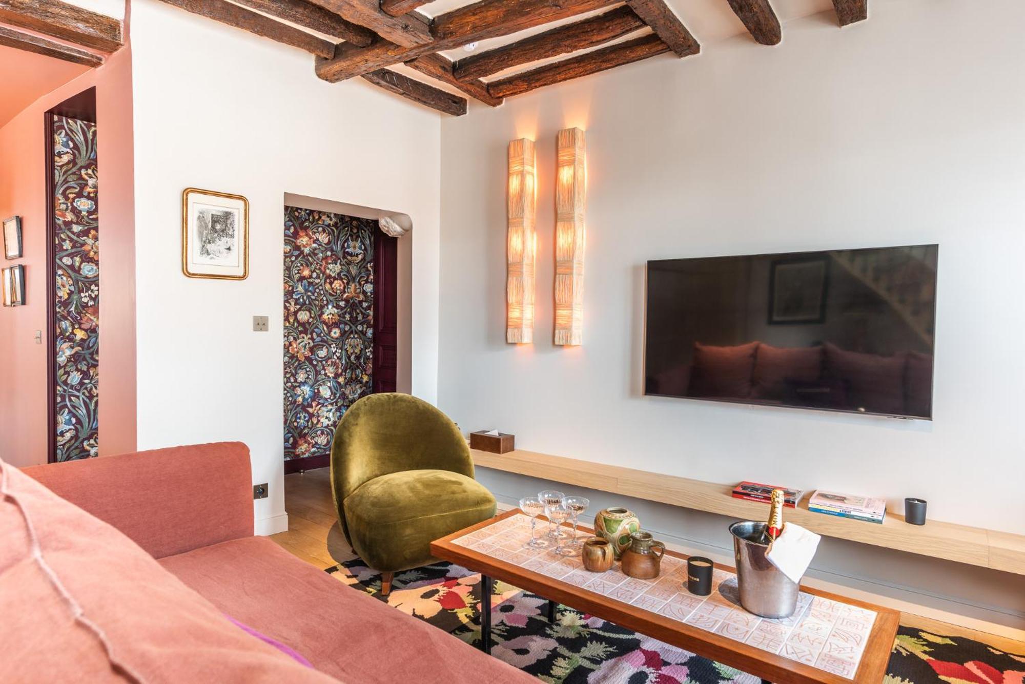 Maison La Boheme Montmartre - Studios & Apartments ปารีส ภายนอก รูปภาพ