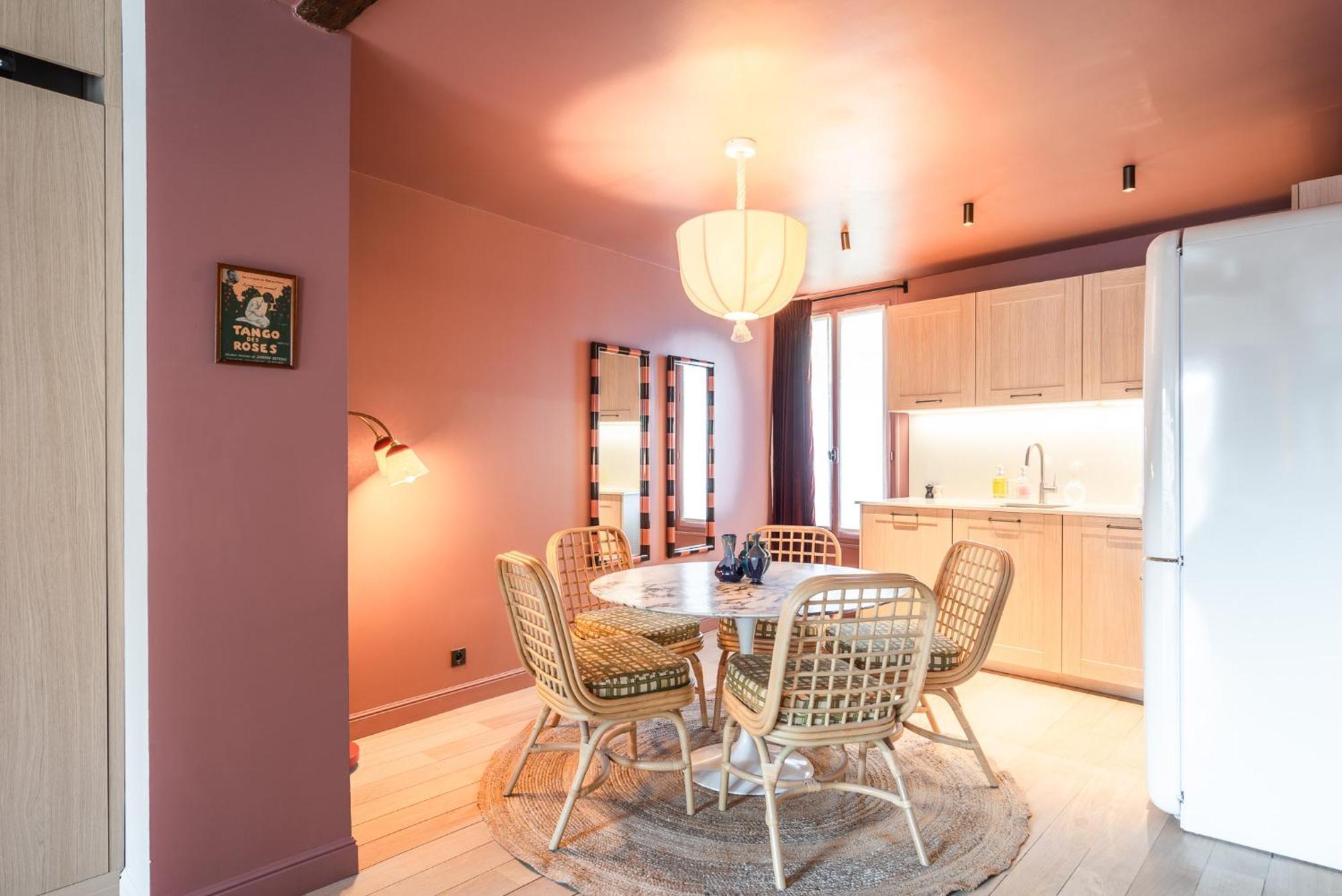 Maison La Boheme Montmartre - Studios & Apartments ปารีส ภายนอก รูปภาพ