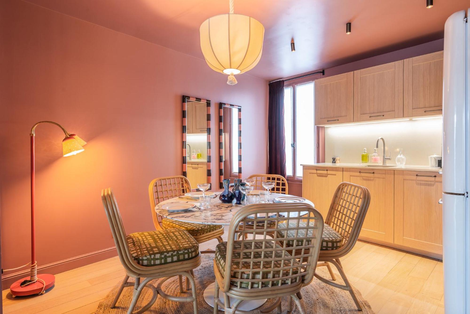 Maison La Boheme Montmartre - Studios & Apartments ปารีส ภายนอก รูปภาพ