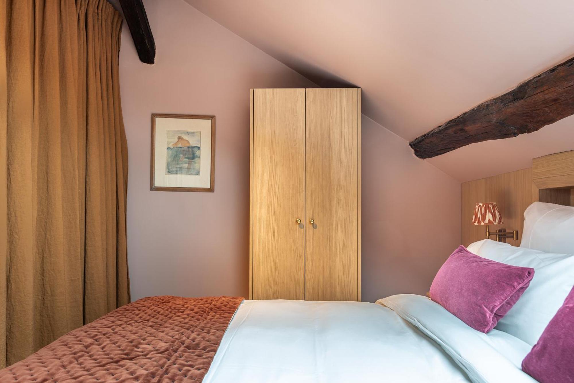 Maison La Boheme Montmartre - Studios & Apartments ปารีส ภายนอก รูปภาพ