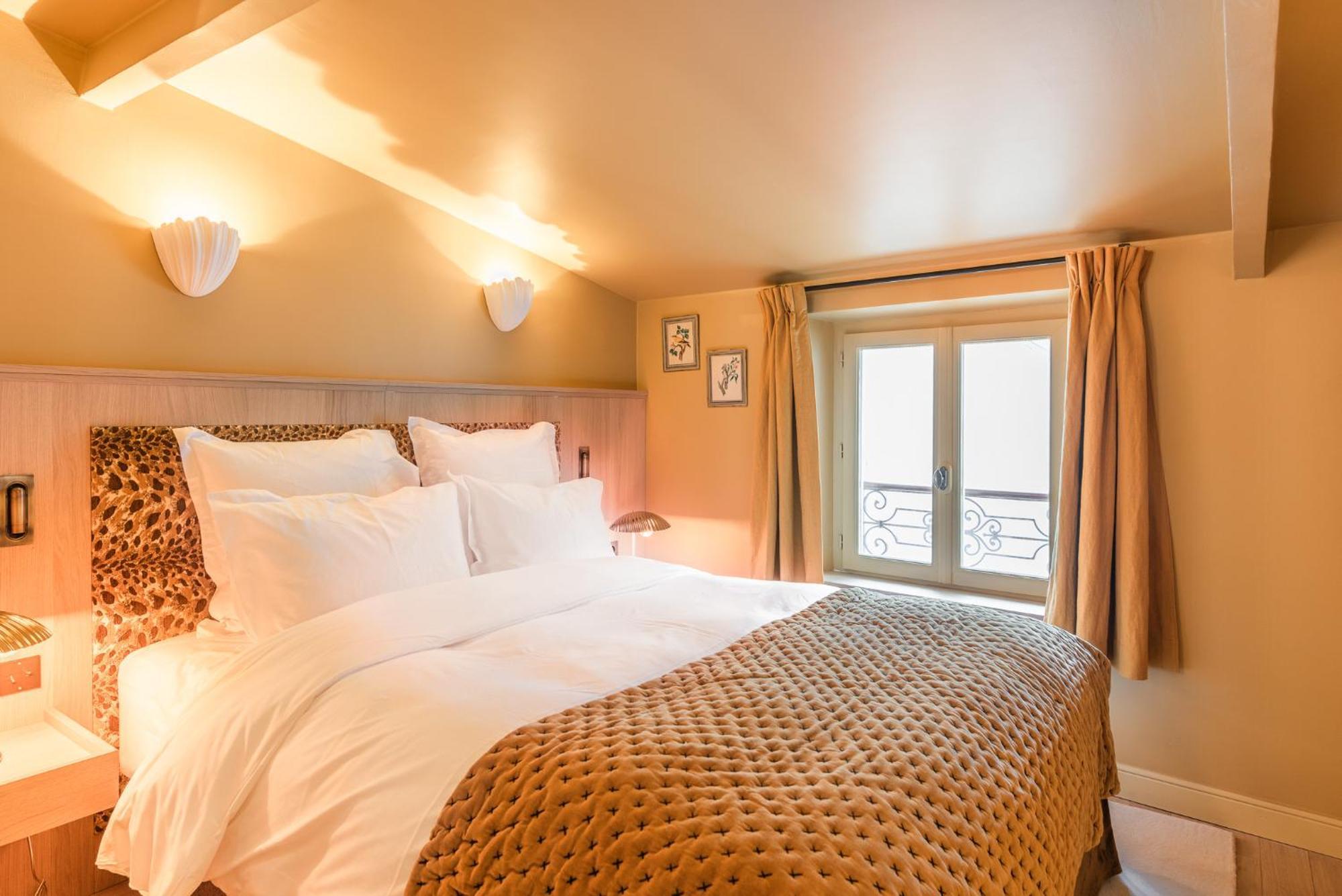 Maison La Boheme Montmartre - Studios & Apartments ปารีส ภายนอก รูปภาพ