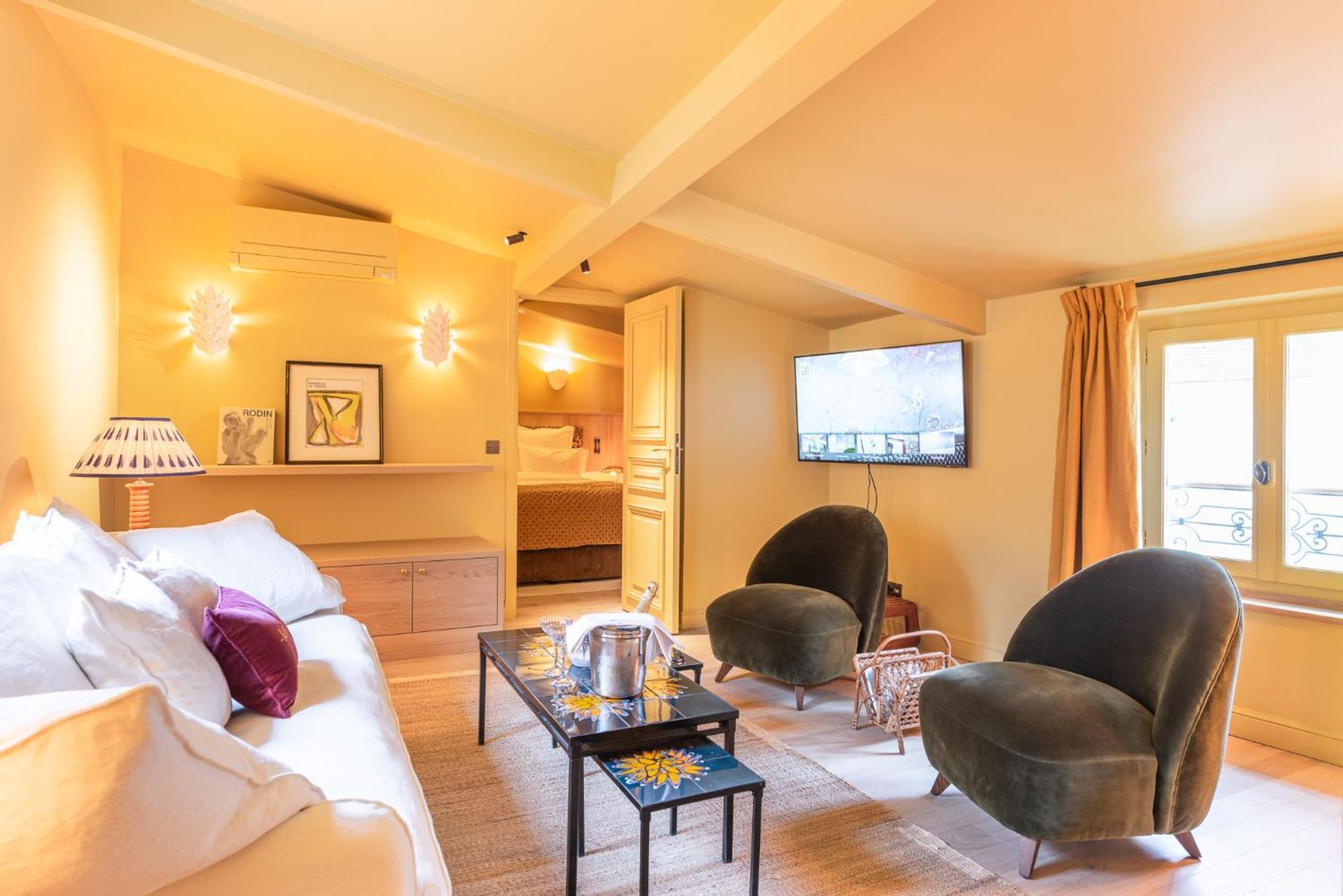 Maison La Boheme Montmartre - Studios & Apartments ปารีส ภายนอก รูปภาพ