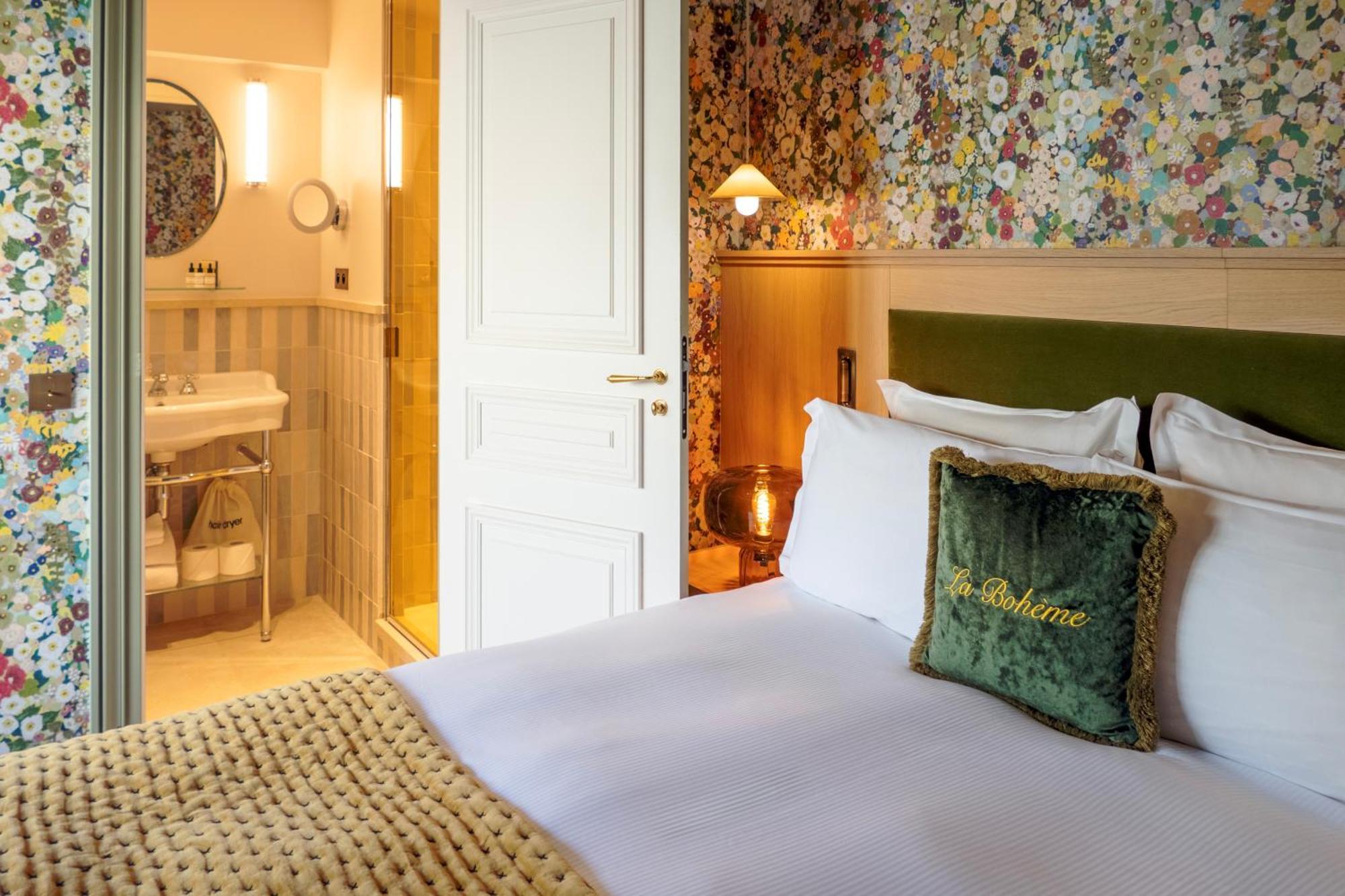 Maison La Boheme Montmartre - Studios & Apartments ปารีส ภายนอก รูปภาพ